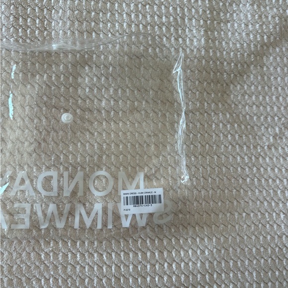 NWT Monday Swimwear Bimini Dress Size Medium in Husk - Picture 5 of 5